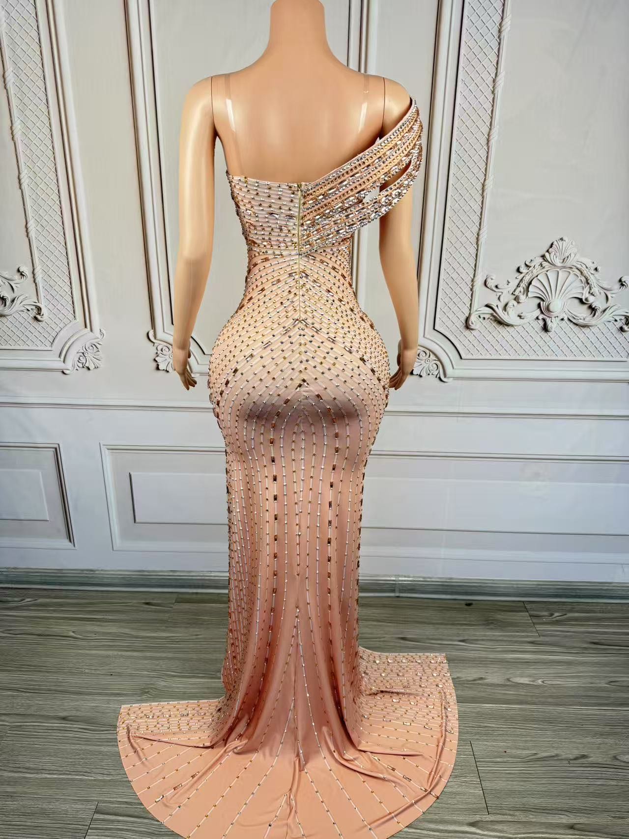 Xiangbin Glitzernde Kristalle, – Women Formal Wear Photoshoot Bewertung und Preis