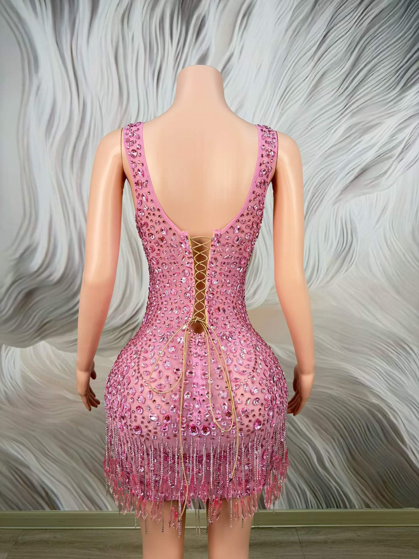 Luxuriöses Funkelndes Rosa Str – Women Formal Wear Photoshoot Bewertung und Preis