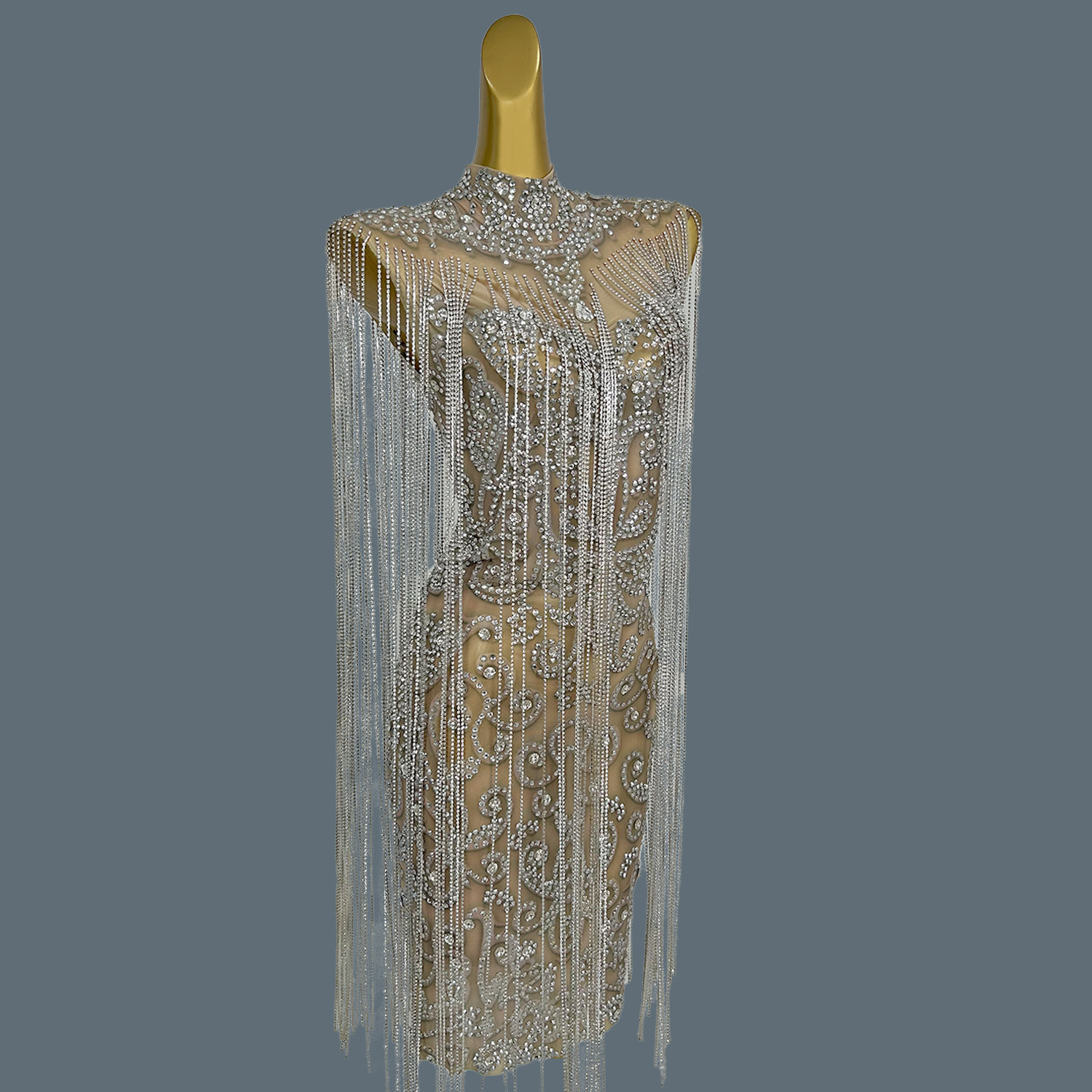 Luxuriöses Funkelndes Strass-A – Women Formal Wear Photoshoot Bewertung und Preis
