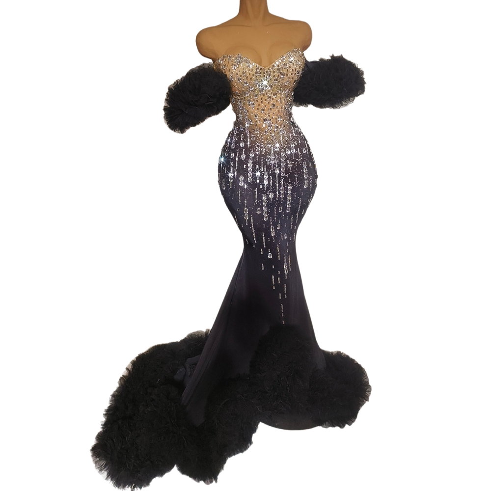 Glitzerndes Strass-Röhrenkleid – Women Formal Wear Photoshoot Bewertung und Preis